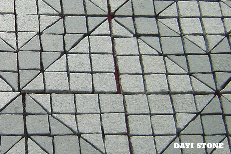 Cubes on Net Light Grey Granite G603 & Dark Grey Granite G654 Top flamed edges split bottom sawn 40x40x3cm - Dayi Stone